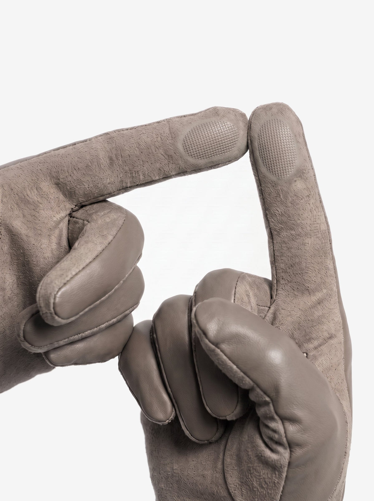 The Courchevel Glove — Gray, touchscreen fingertips