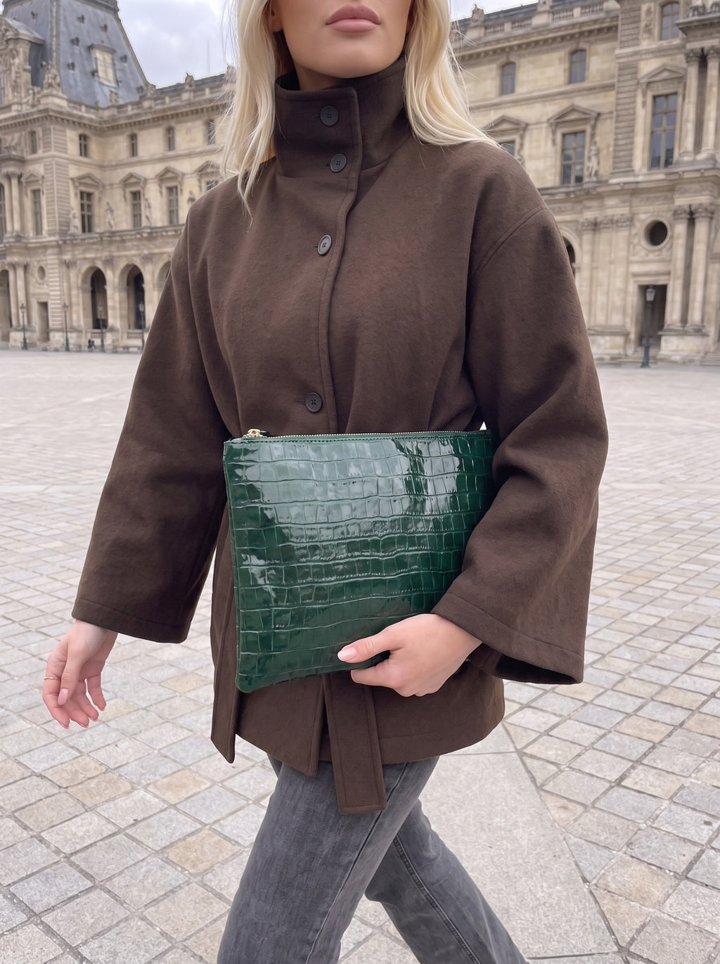 The Paris Pouch