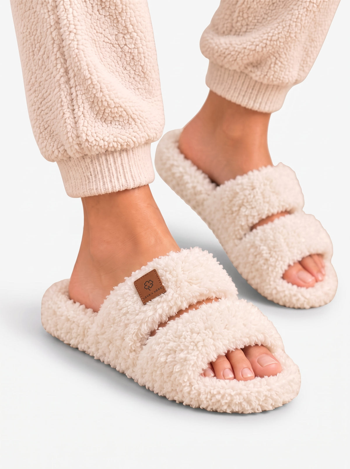 The New York Slipper — Cream