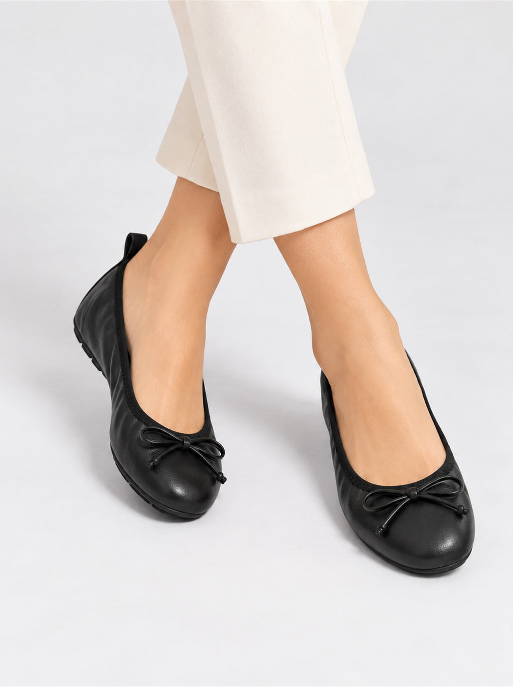 The Paris Flat — Black