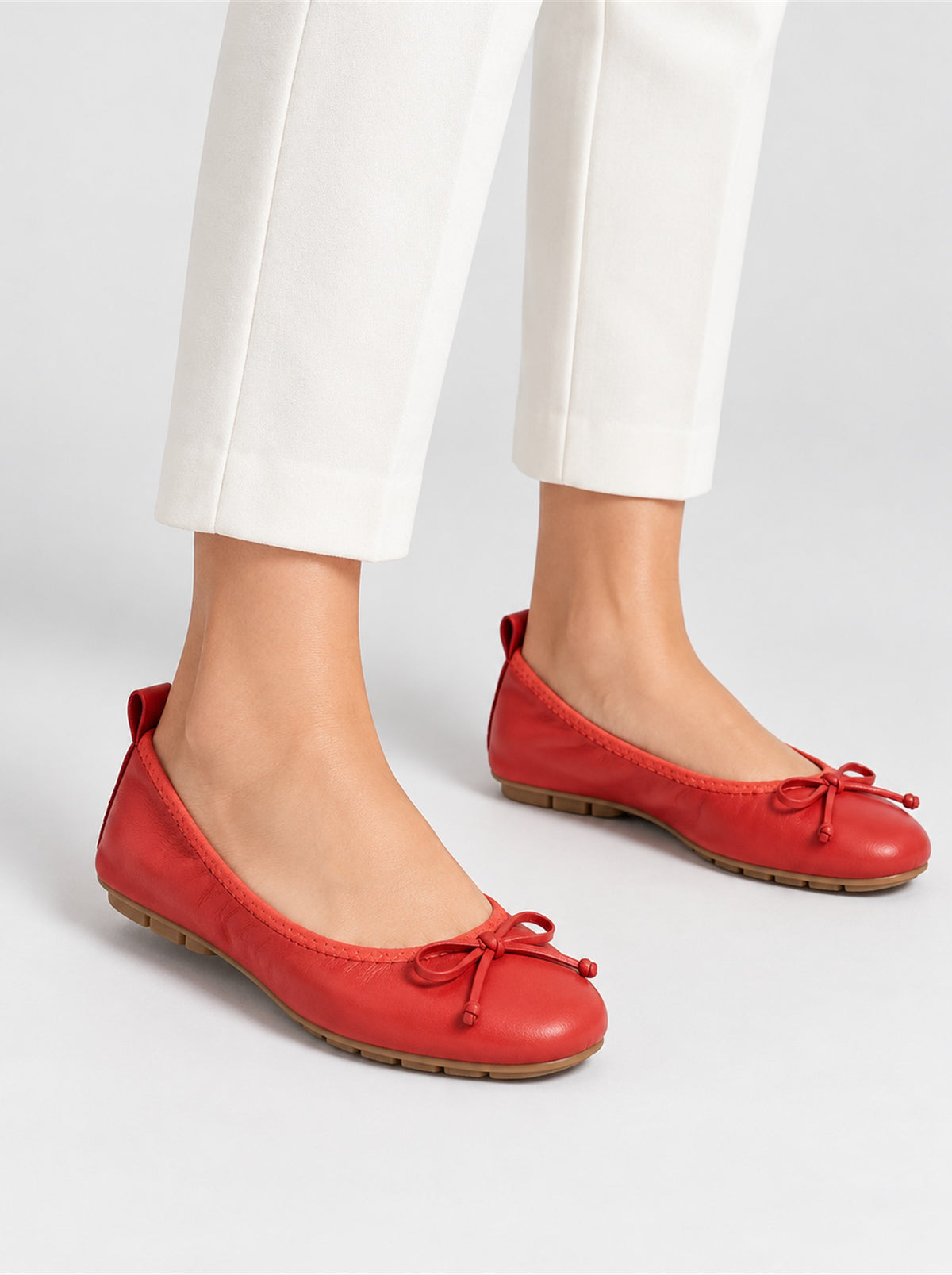 The Paris Flat — Red